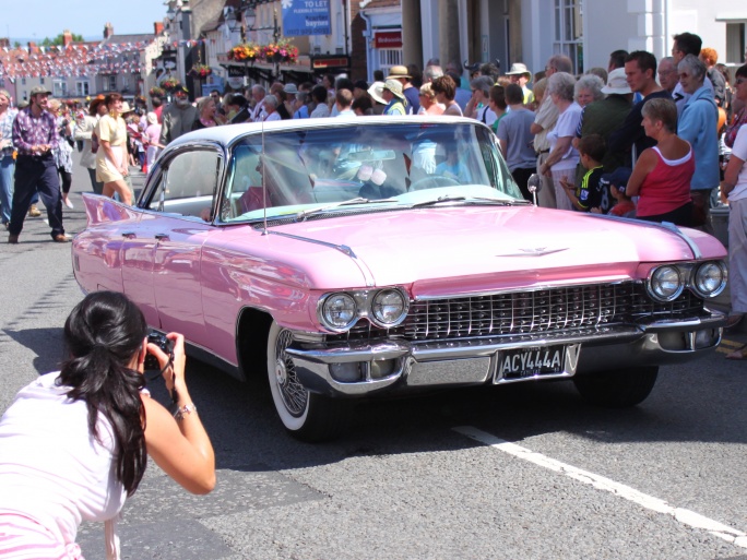 Pink Cadillac at Thornbury Carnival 2010