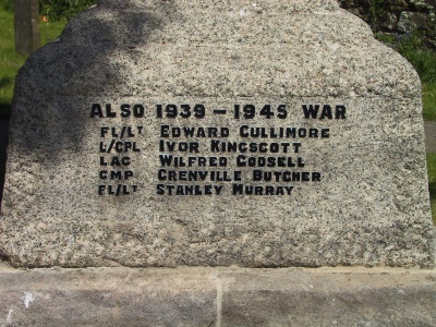 Cromhall war memorial